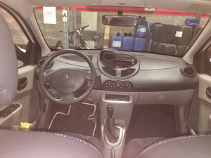 Renault tvingo 1.2 56kw.2009 (6 foto / 8)