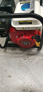 Veepump bensiinimootoriga (4 foto / 6)