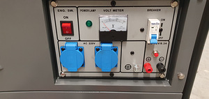 Bensiinigeneraator 2,8KW.220V/12V.Uus. (2 foto / 8)