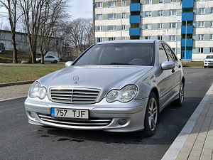 MERCEDES-BENZ C 200 CDI (1 foto / 12)