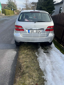 MERCEDES-BENZ B 180 NGT (3 foto / 6)