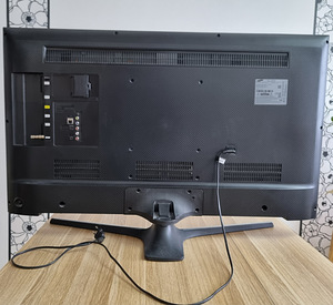 SmartTV Samsung FullHD UE43J5502AK (43") (4 foto / 7)