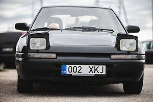 Mazda 323f BG 1.8 (2 foto / 8)