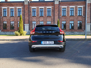 Volvo V40 Cross Country 2.0 88kW (5 foto / 9)