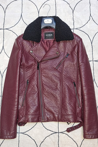Meeste Guess tagi/jope (4 foto / 6)