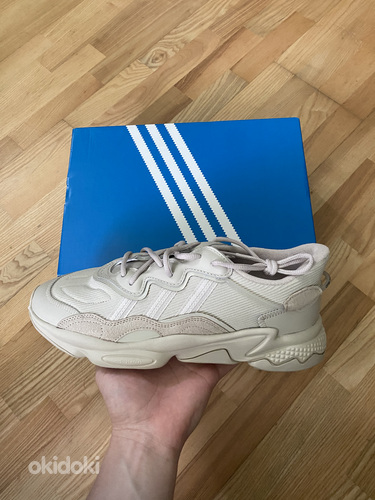 Adidas ozweego, 43 1/3, - 80€ новый, коробка немного повреждена (фото #1)