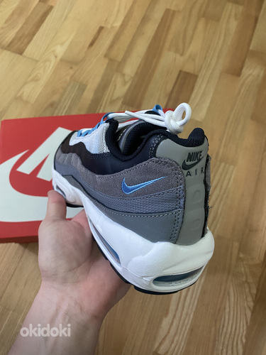 Nike Air Max 95, размер 43 — 150 евро новые, коробка повреждена (фото #4)