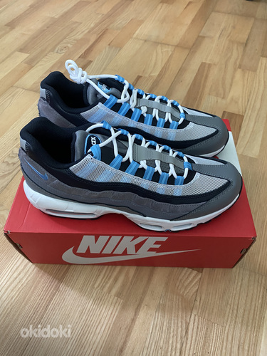 Nike Air Max 95, размер 43 — 150 евро новые, коробка повреждена (фото #5)