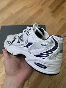 New balance 530, sizes available 42.5, 40 - 100€ new (2 foto / 5)