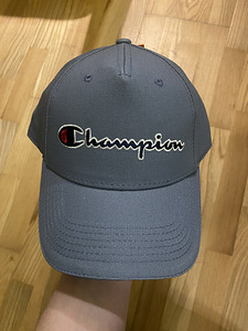 Champion cap, “one size” - 20€ new with tags