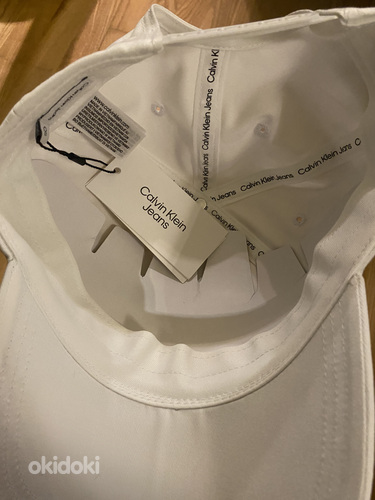 Calvin klein jeans cap, “one size” - 25€ New with tags (foto #2)