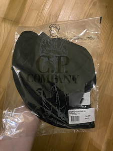 Cp company wax panama, Size L but fits more to M - 100€ New (2 foto / 5)