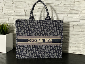 Dior kotid (2 foto / 9)