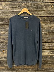 Burberry, Moncler, Hugo Boss, Tommy meeste kampsunid (8 foto / 10)