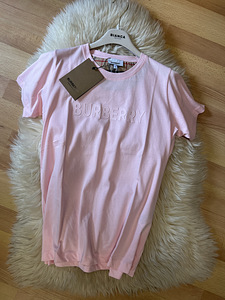 Burberry футболки (2 фото из 10)