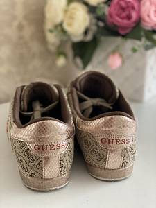 Guess 37,5-38 (2 фото из 4)