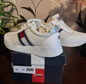 TOMMY JEANS TECHNICAL FLEXI TOSSUD (6 foto / 10)