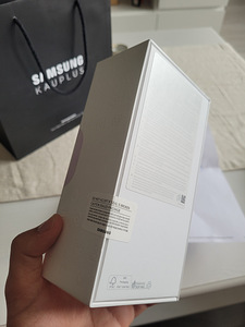 Samsung Galaxy S20 FE 5G (Новый, в упаковке, гарантия) (2 фото из 3)