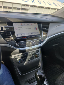Opel Astra K Sports Tourer (9 foto / 12)