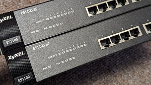 Zyxel ES1100-8P 8-Port 10/100 POE Switch (2 foto / 2)