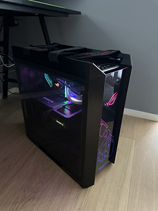 ASUS ROG Strix Helios / 12900k / RTX 4090 / Z690-E / 32 GB (1 foto / 5)