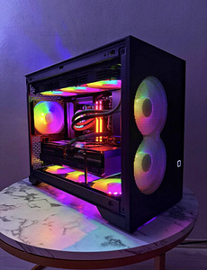 Ryzen 7 7800X3D 5.0GHz 96 MB, 32GB DDR5, RTX 4090 (1 foto / 5)