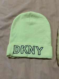 DKNY müts ja lahe kotike sinna juurde (2 foto / 4)
