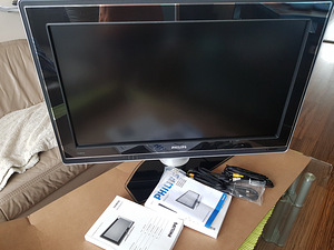 Teler*Philips*32", suurepärases seisukorras, taustvalgustuse (1 foto / 5)