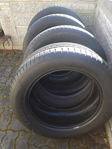 SUV 4×4,R19*GOOD YEAR*(5-8mm) (3 foto / 7)