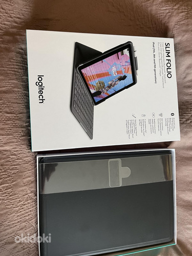 Slim Folio for iPad (7th, 8th and 9th generation)