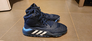 Korvpallitossud Adidas nr.44 (7 foto / 7)