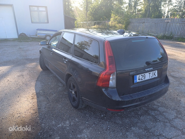 Volvo v50 (foto #3)