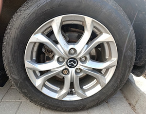 Mazda CX-3 (10 фото из 10)