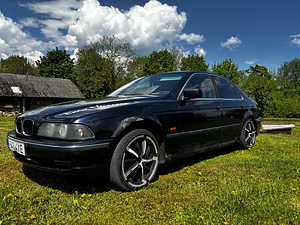 BMW 520i 2.0 110kw мануал (4 фото из 11)