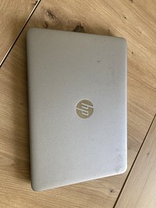 HP elitebook 840 G3 (1 foto / 5)