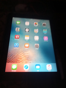 iPad 2 (1 фото из 2)