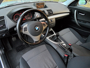 BMW 118i 95kW 2.0 мануал 2005 (10 фото из 15)