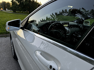 Mercedes-Benz A 180 (9 foto / 15)