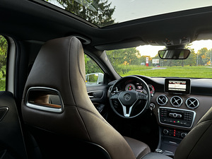 Mercedes-Benz A 180 (14 foto / 15)