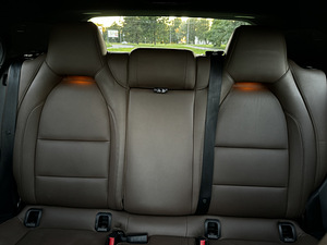 Mercedes-Benz A 180 (13 foto / 15)