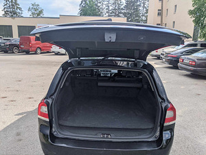 Volvo V70 (14 фото из 14)