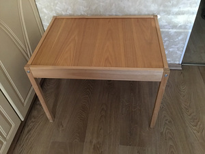 Laste puidust laud (2 foto / 8)