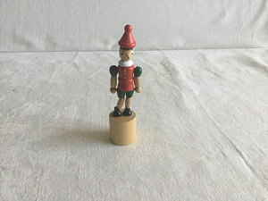 KOLLEKTSIOONI VANAAEGNE PUIDUST PINOCCHIO/BURATINO NUKK. (1 foto / 9)