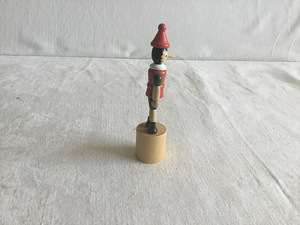 KOLLEKTSIOONI VANAAEGNE PUIDUST PINOCCHIO/BURATINO NUKK. (4 foto / 9)