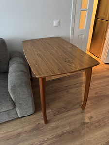 Раздвижной обеденный стол (1 фото из 3)