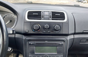 Skoda Roomster 1.2 51kW (11 foto / 14)