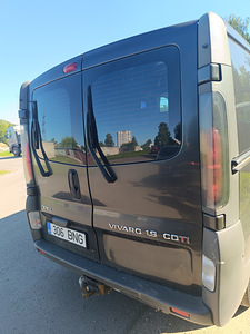 Opel Vivaro 1.9 (10 foto / 10)