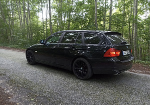 BMW 318 2.0 R4 105 kW (6 foto / 10)