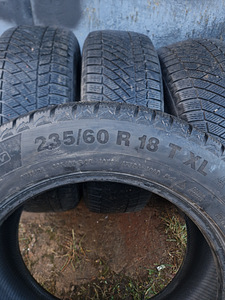 Continental 235/60 R18 T (4 foto / 4)
