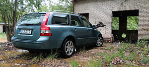 Pika ülevaatusega sõidukorras Volvo V50 (5 foto / 10)